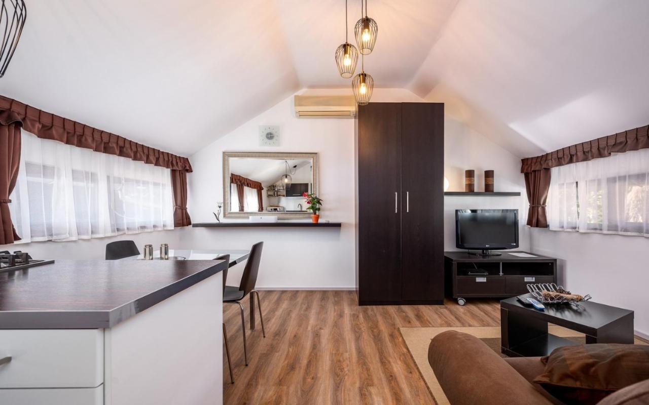 Apartment Katoro Umag Exterior foto