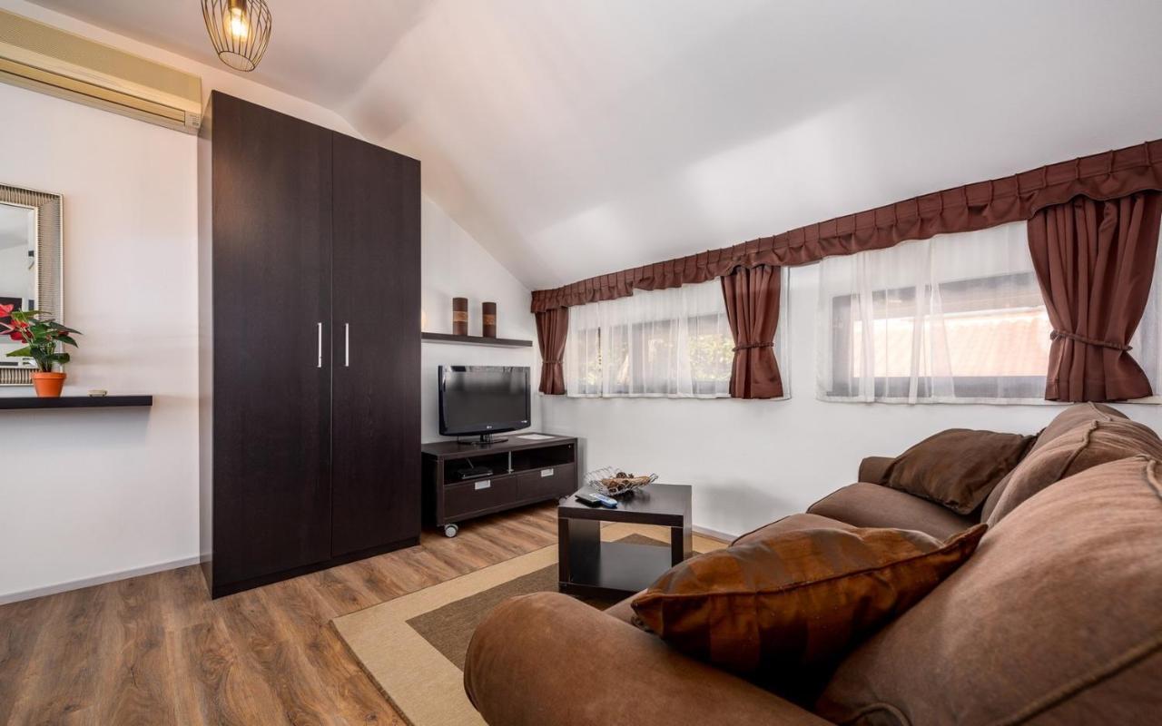 Apartment Katoro Umag Exterior foto
