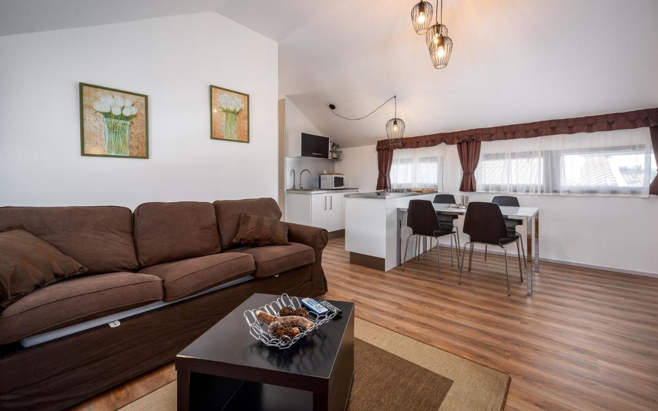 Apartment Katoro Umag Exterior foto
