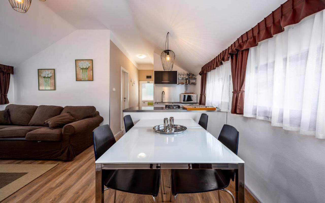 Apartment Katoro Umag Exterior foto